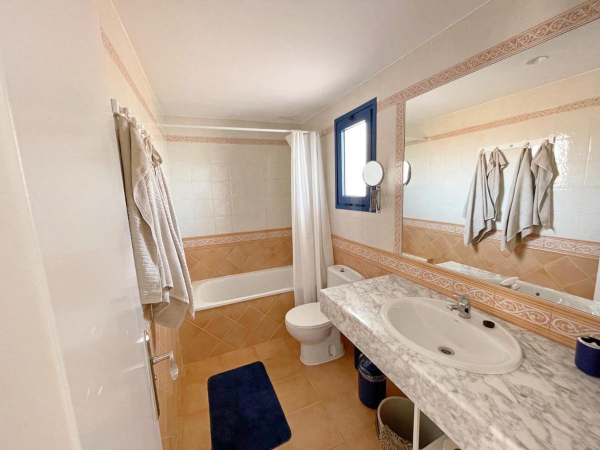 Apartamento Vilem & Piscina, Wi-Fi Costa Calma Exterior photo